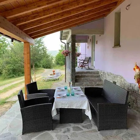 La Casa Sulla Collina * Varsi