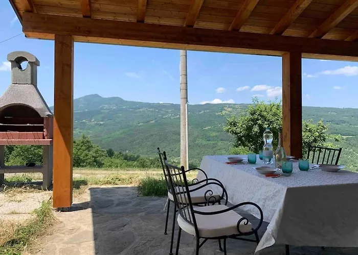 Semesterbostad La Casa Sulla Collina Varsi