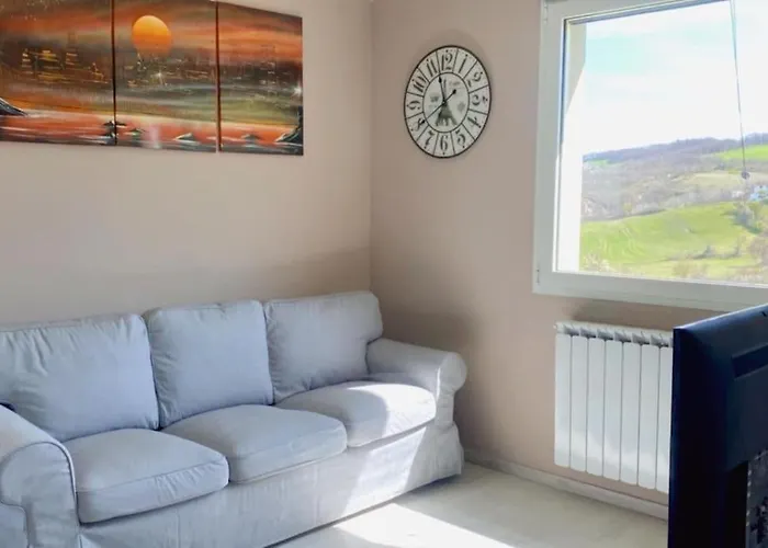 La Casa Sulla Collina * Varsi