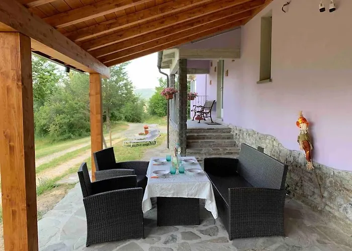 La Casa Sulla Collina * Varsi